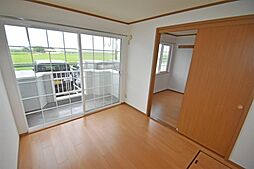 リバーコート川本 102 1階2DKのリビング/ダイニング