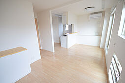 サンライズガーデンＦ 203号室 2階1LDKのリビング/ダイニング