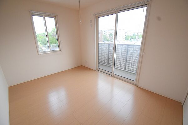 detached 栃木県宇都宮市東簗瀬１丁目

地図を見る