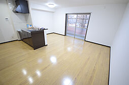 ユーミー桜 405号室 4階1LDKのリビング/ダイニング