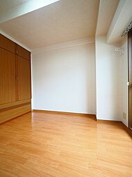 クリスタルプラザ 502 5階1Kのリビング/ダイニング