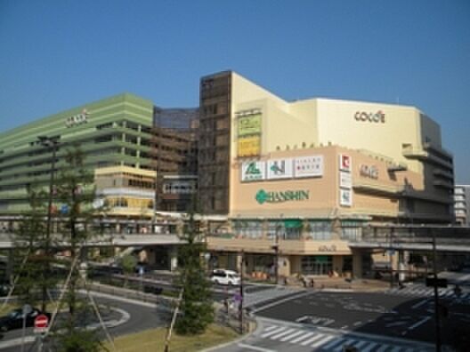 ショッピング施設「阪神百貨店あまがさき阪神まで4487m」
