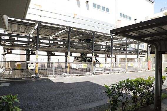 駐車場と明記さ...