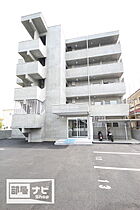 ライフ市坪 102 ｜ 愛媛県松山市市坪北2丁目（賃貸マンション1R・1階・38.70㎡） その1