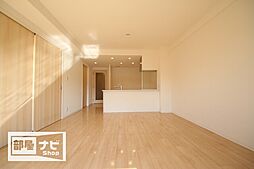 アルファステイツ宮西III 402号室 4階2LDKのリビング/ダイニング