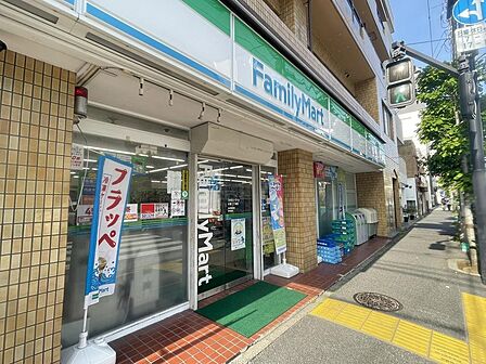 ファミリーマート大島二丁目店まで157m