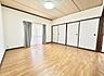 リビング/ダイニング：居心地良く、ご家族皆がゆったり寛げる憩いのリビングルーム