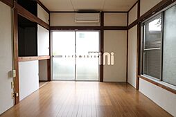 西亀荘 103 1階1Kのリビング/ダイニング