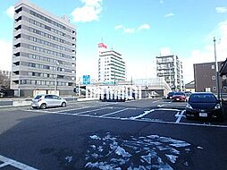別途9、000円/月