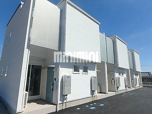 detached 群馬県伊勢崎市香林町１丁目511-3

地図を見る