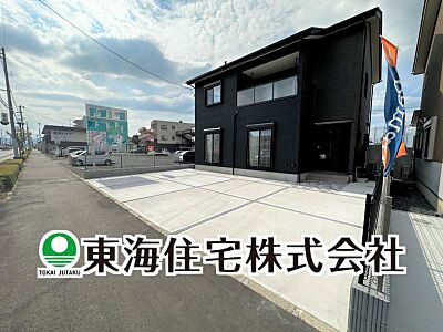 外観：内環状線沿いの八山田エリア！太陽光発電システムと全館空調「Z空調」搭載の全2棟！