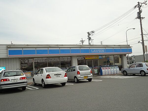 【コンビニエンスストア】ローソン  四日市みやまど店まで837ｍ