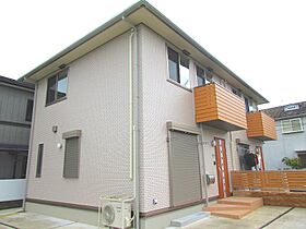 ラグレイス  ｜ 滋賀県守山市小島町（賃貸アパート3LDK・2階・75.24㎡） その1