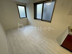 ティーグル四ツ木 1階ワンルームのリビング/ダイニング