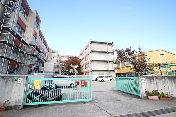 画像19:名古屋市立極楽小学校