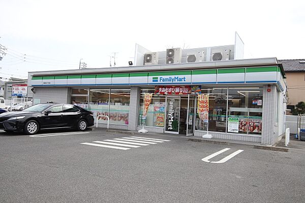 画像20:ファミリーマート　梅森坂三丁目店