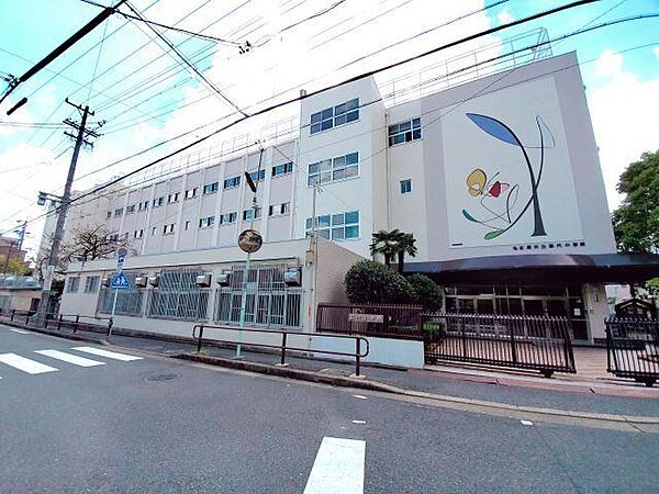 周辺：小学校「名古屋市立田代小学校まで1412m」