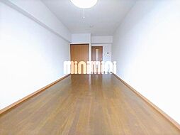 ヴェルディ城木 1階1Kのリビング/ダイニング