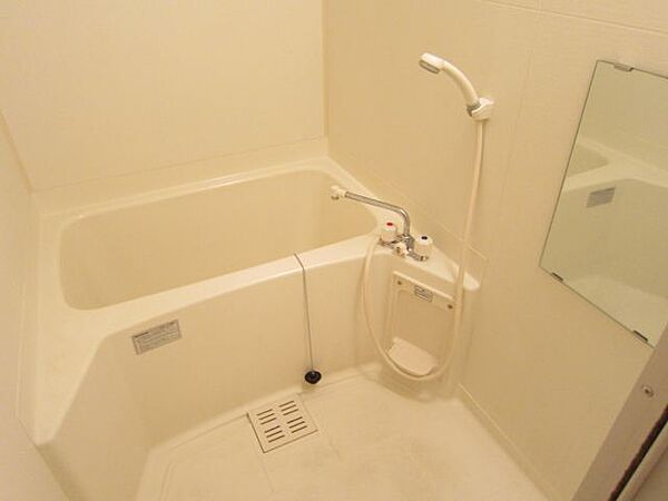 画像5:清潔感のあるお風呂