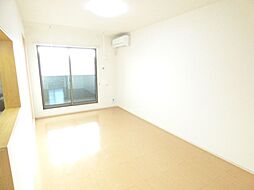 イルレジーナII 3階1LDKのリビング/ダイニング