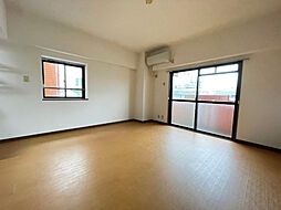 ドムス本山 3階ワンルームのリビング/ダイニング