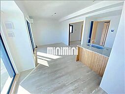 ポーラスター星ヶ丘山手8th 2階2LDKのリビング/ダイニング