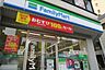 周辺：コンビニ「ファミリーマート東山公園駅前店まで687m」