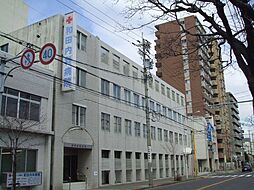 病院「和田内科まで100m」