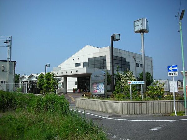 画像25:図書館「富田図書館まで300m」