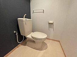 清潔感のあるトイレです