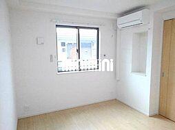 レッド・リーブスVIII 2階1LDKのリビング/ダイニング