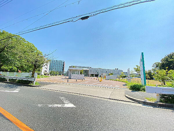 画像27:大学「名古屋市立大学薬学部まで830m」