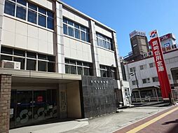 銀行「岡崎信用金庫まで140m」