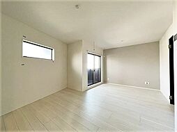 エスポワール エレ 六番町 103 1階1LDKのリビング/ダイニング