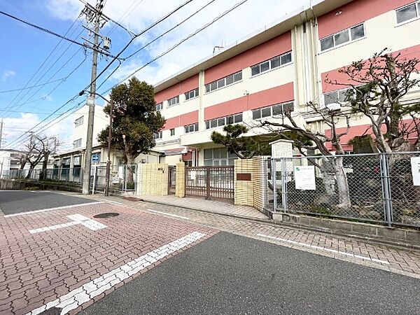 画像24:小学校「名古屋市立瑞穂小学校まで715m」