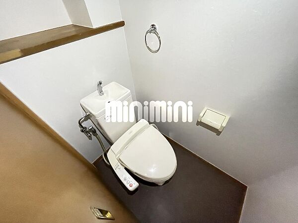 画像7:洋式水洗トイレ
