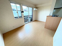 グランディール 2階1LDKのリビング/ダイニング