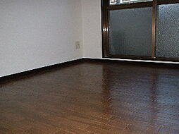 ドール堀田II 4階ワンルームのリビング/ダイニング