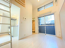 ラ・フォルテ 1階ワンルームのリビング/ダイニング