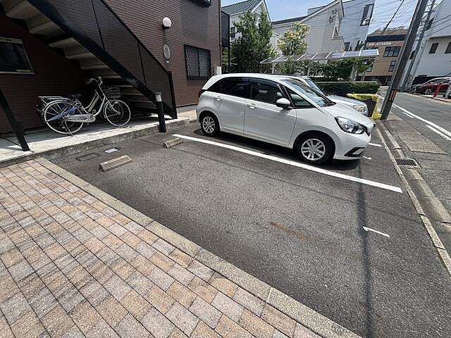 9 / 9
