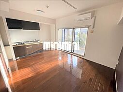 La Facade 2階1LDKのリビング/ダイニング