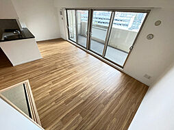 セントアース D棟 4階3SLDKのリビング/ダイニング