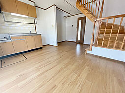 スターダストI 1階2LDKのリビング/ダイニング