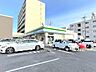 周辺：コンビニ「ファミリーマートまで270m」