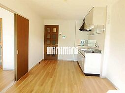 サイレントヴィラ 1階3DKのリビング/ダイニング