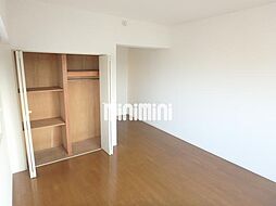 レジオンドヌール 4階1Kのリビング/ダイニング