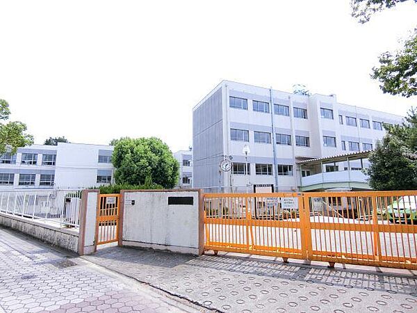 画像15:小学校「名古屋市立猪高小学校まで451m」