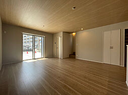 文教台貸家　北棟 1階4LDKのリビング/ダイニング