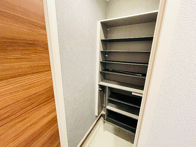 収納