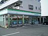 周辺：コンビニ「ファミリーマートまで110m」